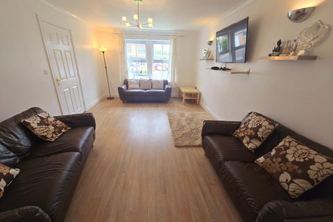 4 bedroom detached house for sale, Burghley Walk, Shipley, BD18