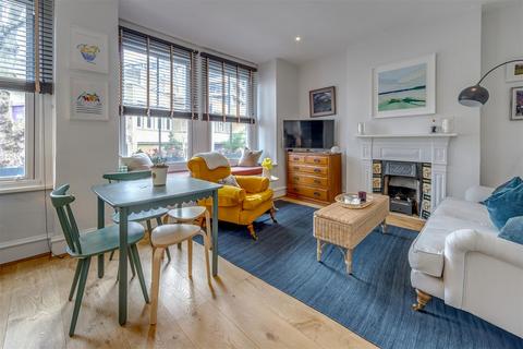 2 bedroom flat for sale, Fleet Road, Hampstead