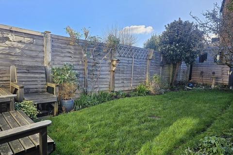 3 bedroom terraced house for sale, Camp View Road, St. Albans, AL1 5LL