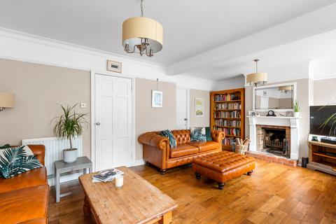 4 bedroom detached house for sale, Chelsham Road, Warlingham CR6