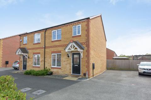 3 bedroom semi-detached house for sale, Byford Drive, Tamworth B78