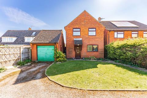 4 bedroom detached house for sale, Burgh Road, Aylsham