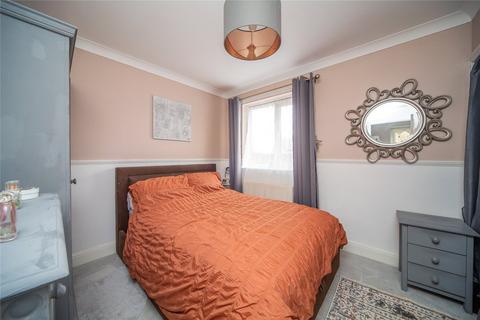 9 The Curlews, Gravesend, DA12 5QJ