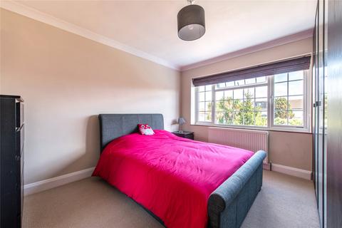3 Miller Road, Gravesend, DA12 4TP