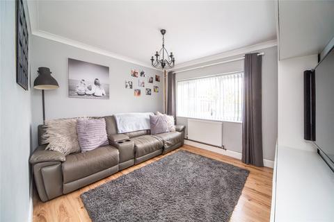 19 Vicarage Lane, Gravesend, DA12 4TF