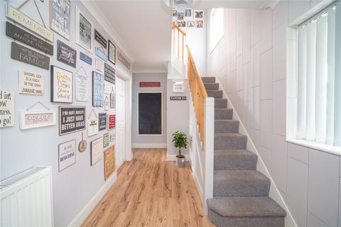 19 Vicarage Lane, Gravesend, DA12 4TF