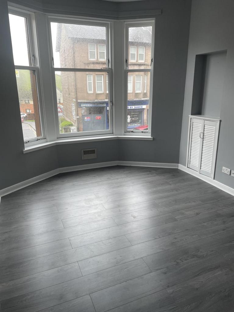 1 Bedroom First Floor Flat
