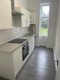 1 bedroom flat to rent, 92 Causeyside St, Flat 1/3, Paisley, PA1 1TX