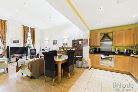 1 bedroom apartment for sale, Queens Manor,  Lytham St. Annes, FY8