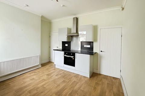 12 Belmont Terrace, Thorne, Doncaster, DN8 5ED