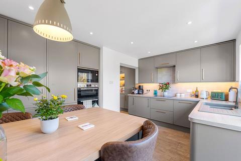105 Littleheath Road, South Croydon, CR2 7SL