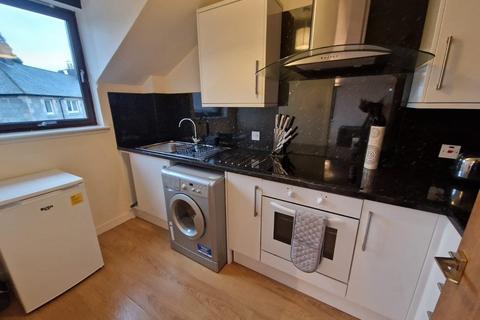 2 bedroom flat to rent, Cherrybank Gardens, City Centre, Aberdeen, AB11