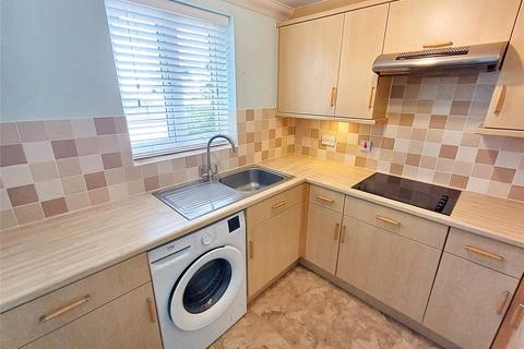 1 bedroom apartment for sale, Sandbanks Road, Poole, Dorset, BH14