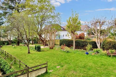 1 bedroom apartment for sale, Sandbanks Road, Poole, Dorset, BH14