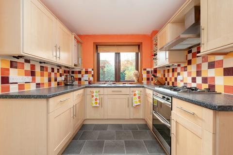 10 Corbieshot, Edinburgh, EH15 3RY