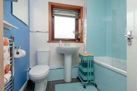 10 Corbieshot, Edinburgh, EH15 3RY