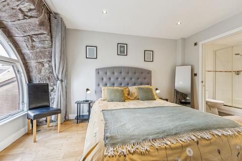 10 St Ninians Court Heathcote Road, Crieff, PH7 4AS