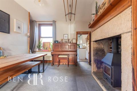 203 Blackburn Road, Heapey, Chorley, PR6 8EP