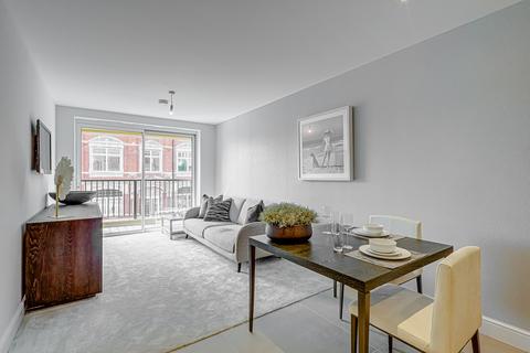 undefined, Broadway, Essex, SS9