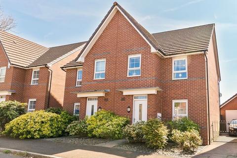 16 Chapel Walk, Penygarn, Pontypool, NP4 8AX
