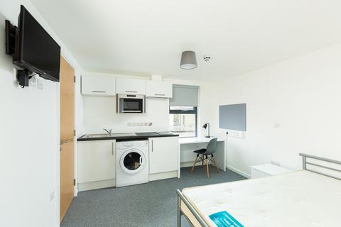 1 bedroom ground floor flat to rent, Wellsway, Bath BA2