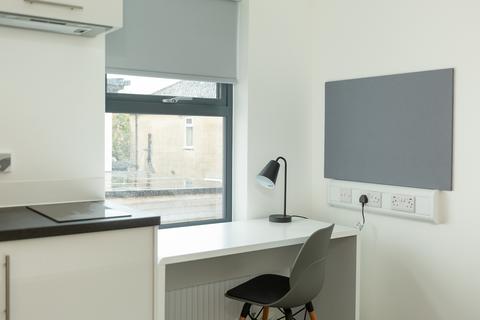 1 bedroom ground floor flat to rent, Wellsway, Bath BA2