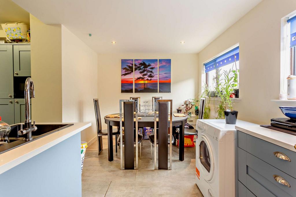 Additional Dining Area
