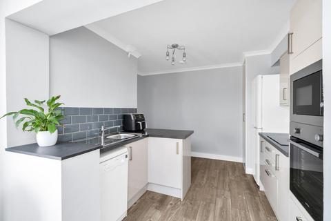 21 Edgehill Road, Chislehurst, BR7 6LA