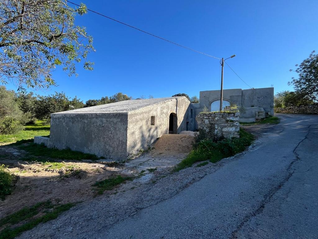 Barn conversion exterior, driveway
