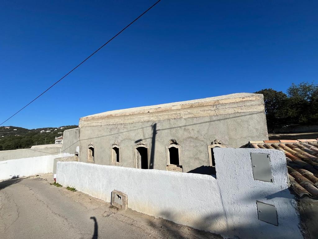 Detached house exterior