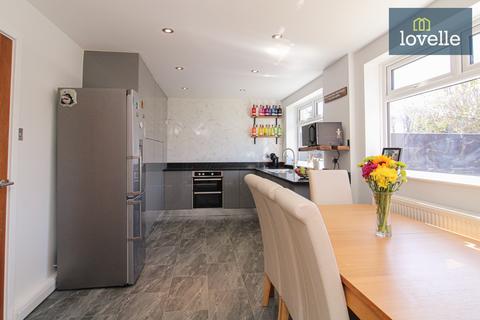 3 bedroom semi-detached house for sale, Ludgate Close, Waltham DN37