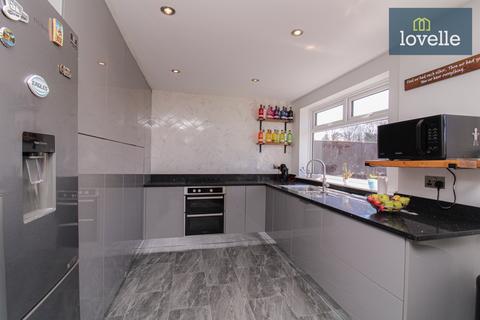 3 bedroom semi-detached house for sale, Ludgate Close, Waltham DN37