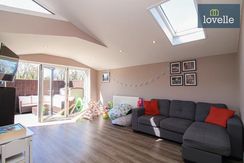 3 bedroom semi-detached house for sale, Ludgate Close, Waltham DN37