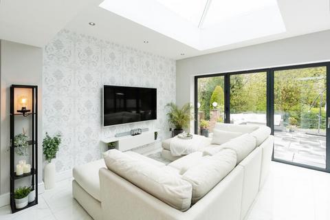5 bedroom semi-detached house for sale, Hazelhurst Road, Worsley, Manchester