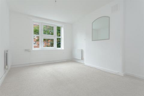 1 bedroom flat for sale, Ormond House, Lordship Road, N16