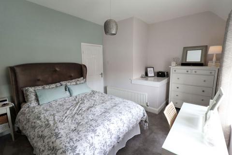 18 Central Road, Wirral, CH62 5EJ
