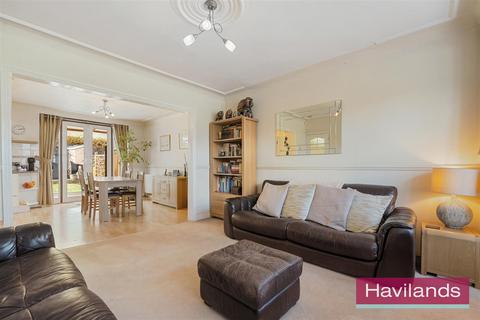 3 bedroom end of terrace house for sale, Harington Terrace, Great Cambridge Road, London