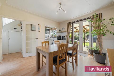 3 bedroom end of terrace house for sale, Harington Terrace, Great Cambridge Road, London