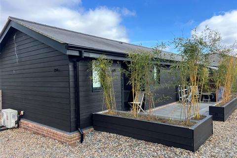 Studio to rent, Boulge, Woodbridge, Suffolk, IP13
