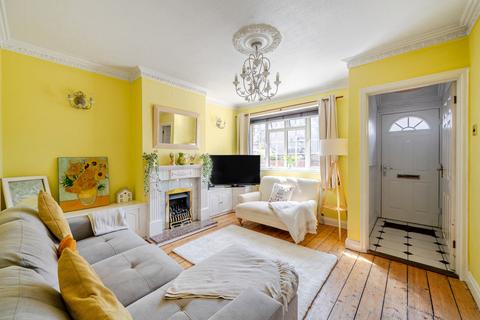 27 Beynon Road, Carshalton, SM5 3RW