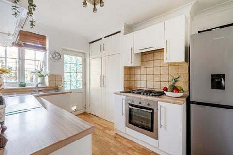 27 Beynon Road, Carshalton, SM5 3RW