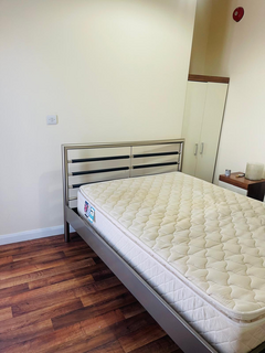 1 bedroom in a house share to rent, High Street, Yiewsley UB7