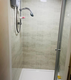 1 bedroom in a house share to rent, High Street, Yiewsley UB7