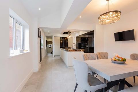 undefined, Blackamoor Lane, Maidenhead SL6
