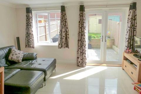 24 Soprano Way, Esher, KT10 0DG