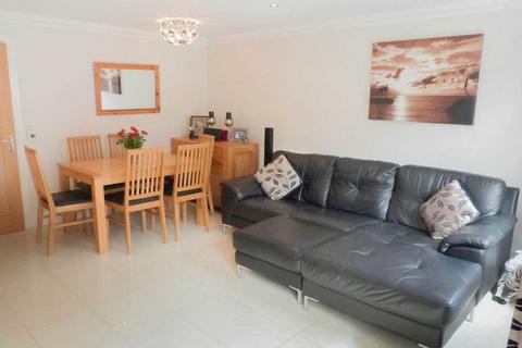 24 Soprano Way, Esher, KT10 0DG