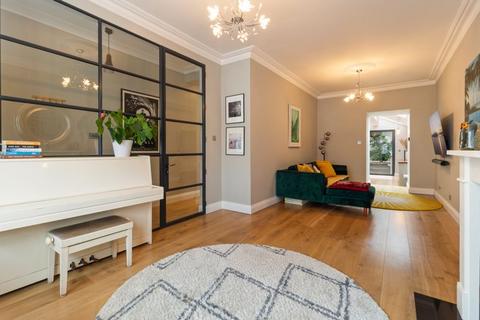 4 bedroom terraced house for sale, Felixstowe Road, Kensal Green, London, NW10