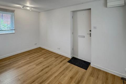 Studio to rent, St. Martins Green, Trimley St. Martin, IP11