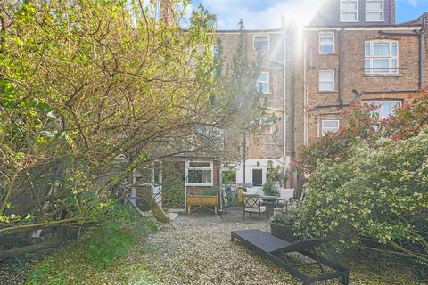 5 bedroom house for sale, Alkham Road, London