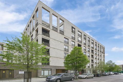 2 bedroom flat for sale, Casbeard Street, London